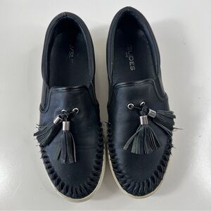 J/SLIDES Slip On Women’s Size 8 Aztec Tassle Cut Out Black Leather Shoes
